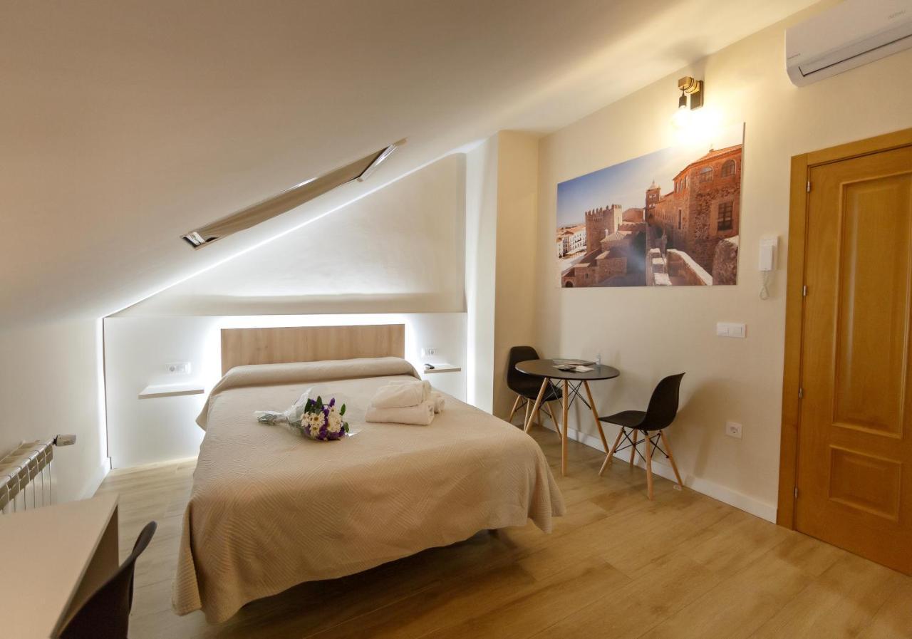 Caceres Deluxe Appartement Buitenkant foto