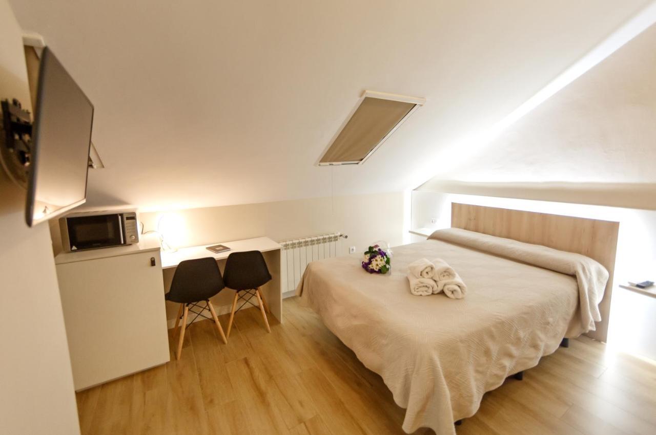Caceres Deluxe Appartement Buitenkant foto
