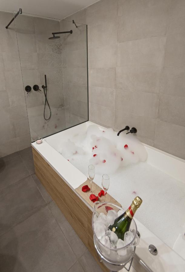 Caceres Deluxe Appartement Buitenkant foto