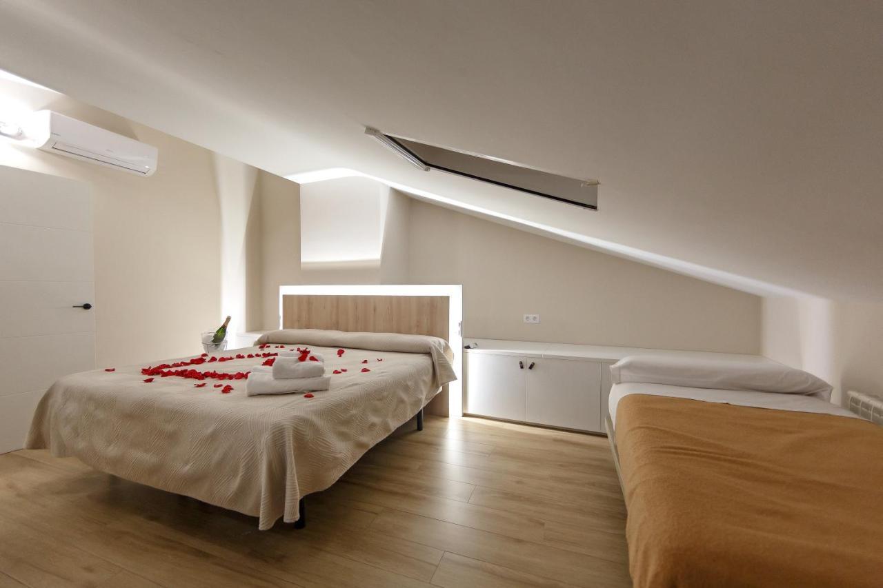 Caceres Deluxe Appartement Buitenkant foto