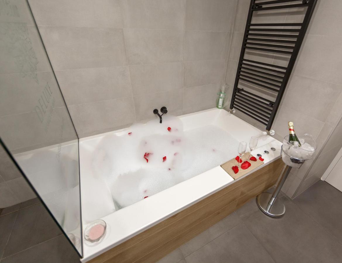 Caceres Deluxe Appartement Buitenkant foto