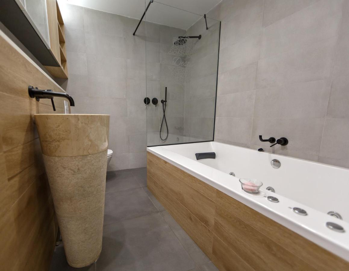 Caceres Deluxe Appartement Buitenkant foto